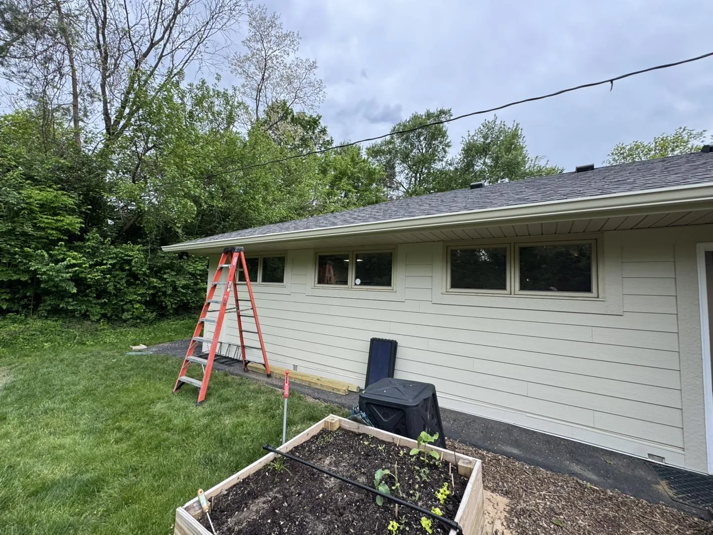 Side Yard Run by Bryant's Seamless Guttering